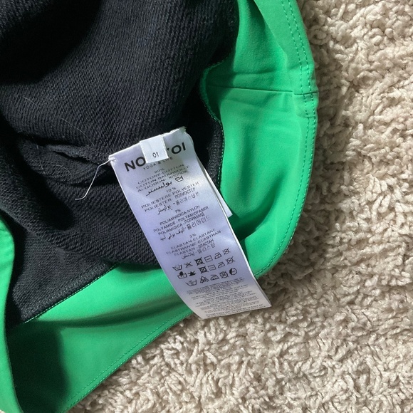 NO KA' OI SET OF LEGGINGS AND SWEATSHIRT. SIZE: 01-02 (S). COLOR: BLACK MULTI - Picture 10 of 10